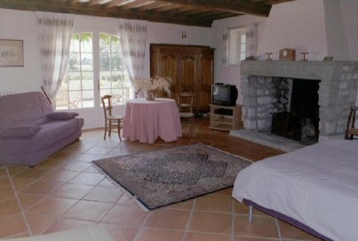 Le Palmier master bedroom